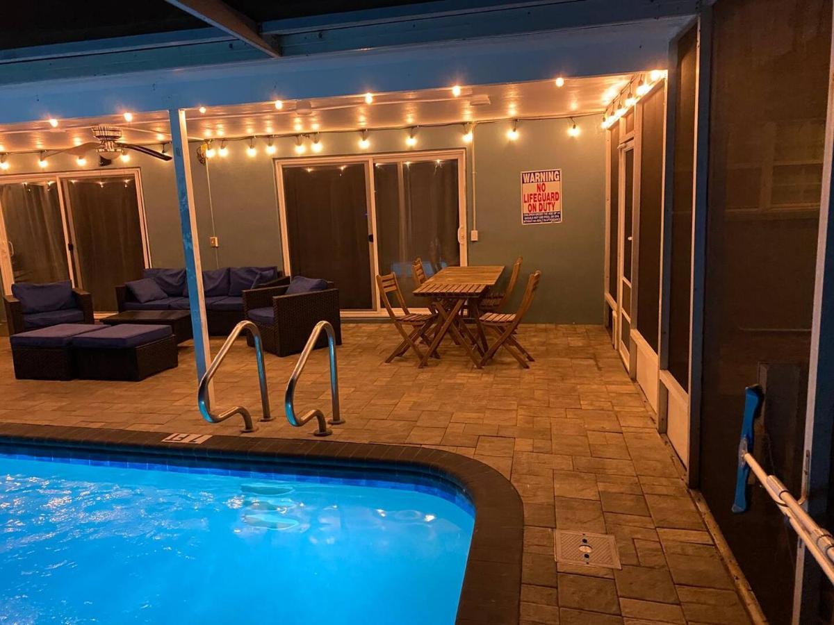 Spacious 5 Bedrooms 3 Bathrooms Family-Friendly Home With Heated Salt Pool Clearwater Eksteriør bilde