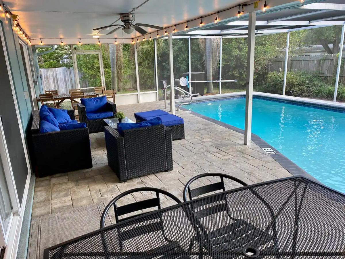 Spacious 5 Bedrooms 3 Bathrooms Family-Friendly Home With Heated Salt Pool Clearwater Eksteriør bilde