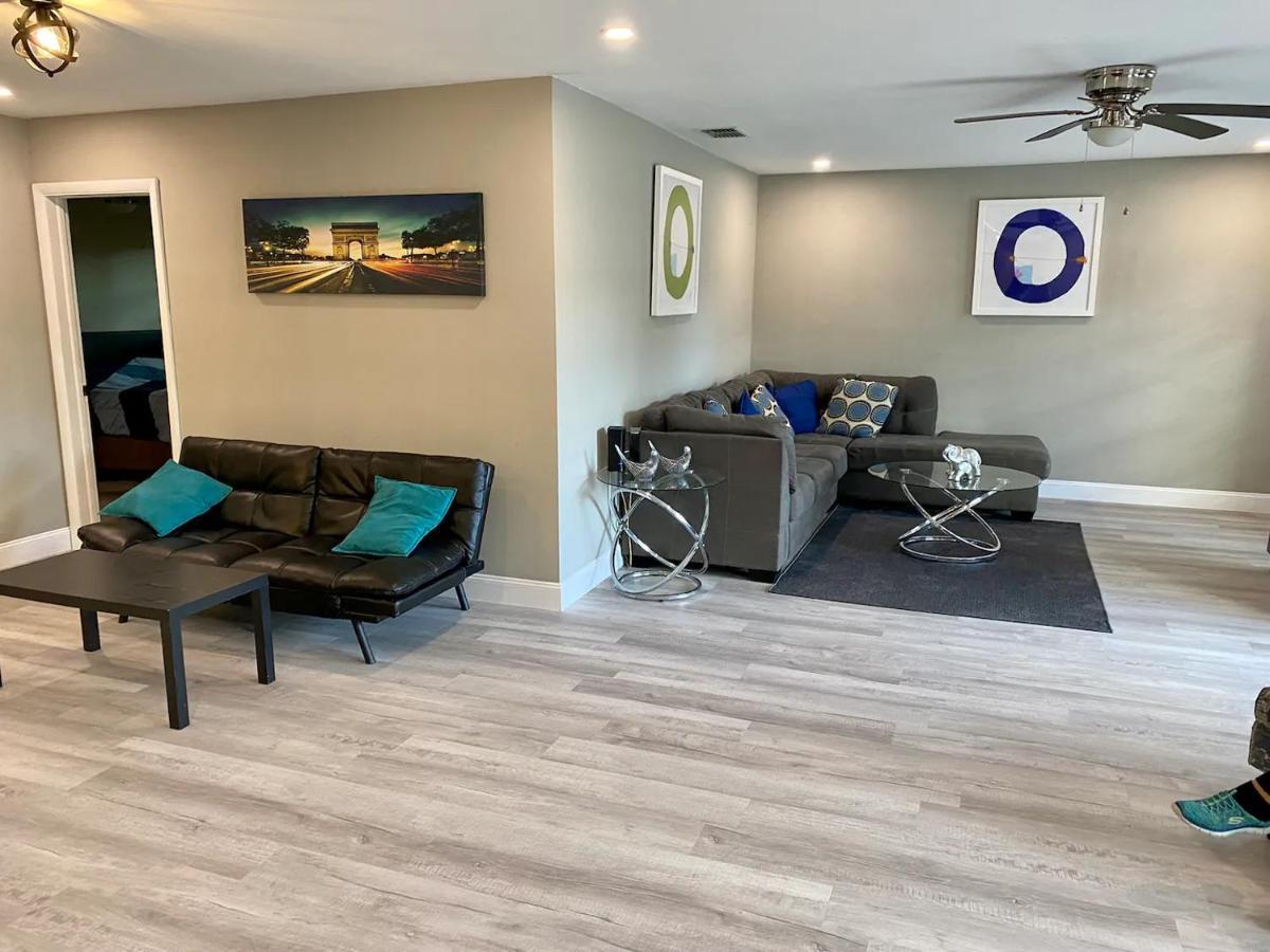 Spacious 5 Bedrooms 3 Bathrooms Family-Friendly Home With Heated Salt Pool Clearwater Eksteriør bilde